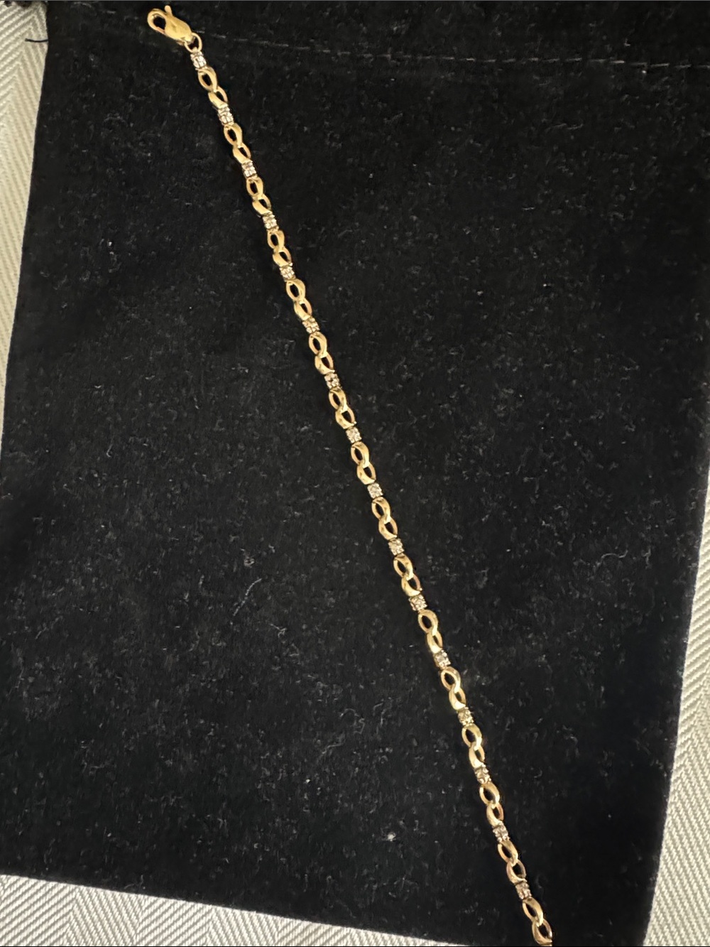 Elegant 10K solid Gold Link Bracelet for Women